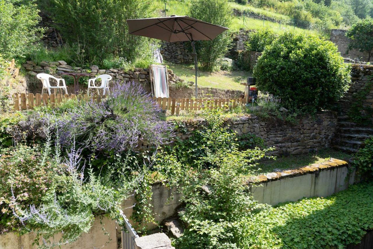 Bed and Breakfast Chez Toon, Bar Deco Blesle Exterior foto