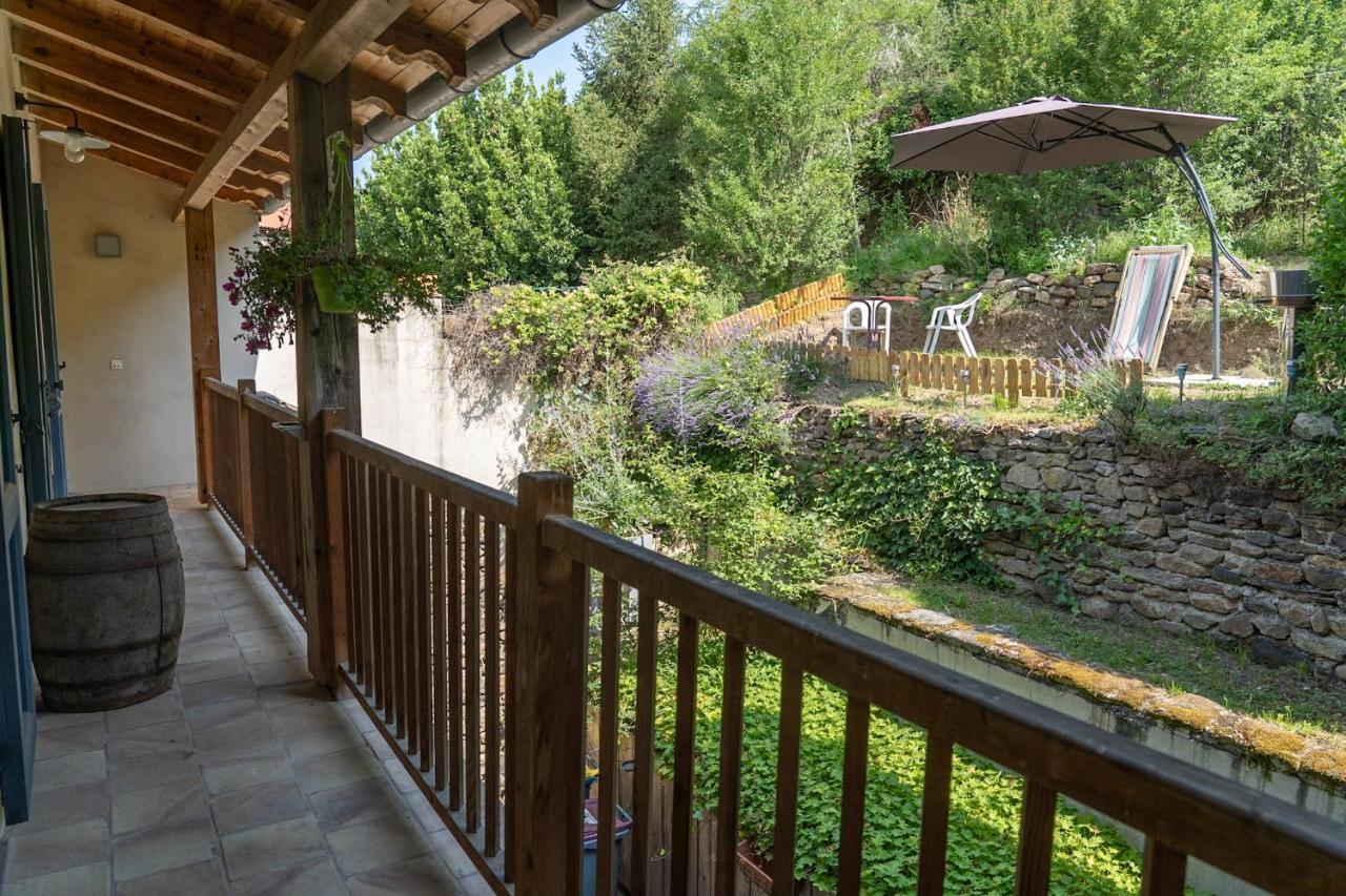 Bed and Breakfast Chez Toon, Bar Deco Blesle Exterior foto