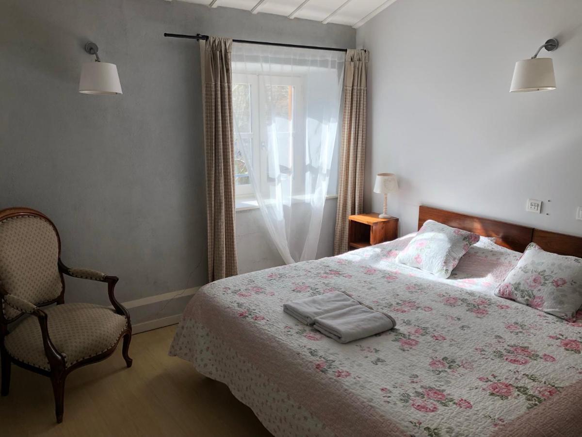 Bed and Breakfast Chez Toon, Bar Deco Blesle Exterior foto