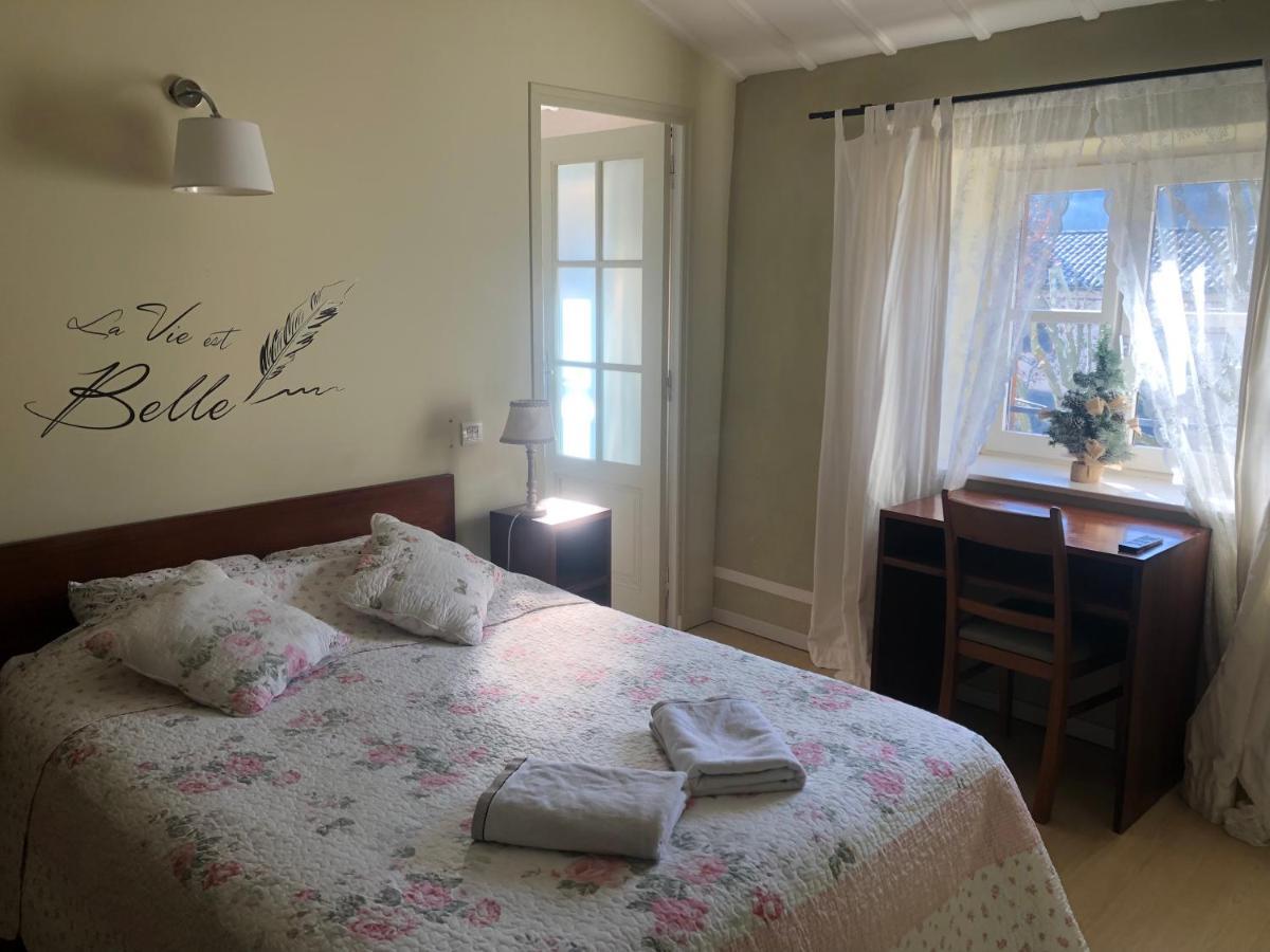 Bed and Breakfast Chez Toon, Bar Deco Blesle Exterior foto