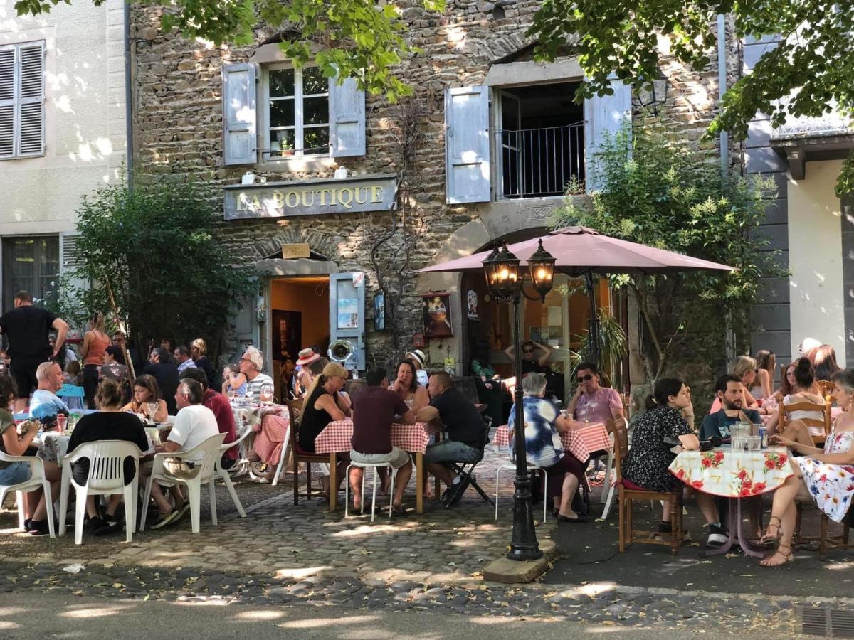 Bed and Breakfast Chez Toon, Bar Deco Blesle Exterior foto