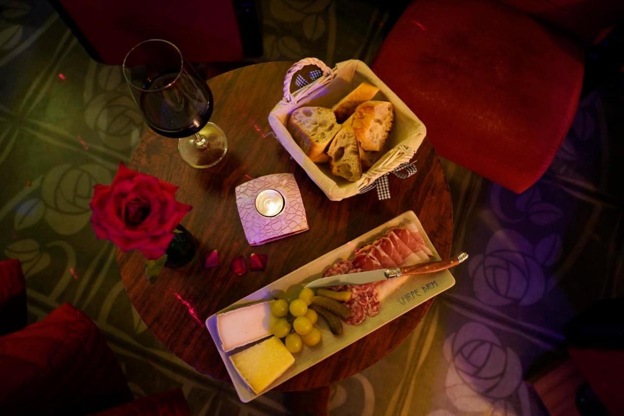 Bed and Breakfast Chez Toon, Bar Deco Blesle Exterior foto