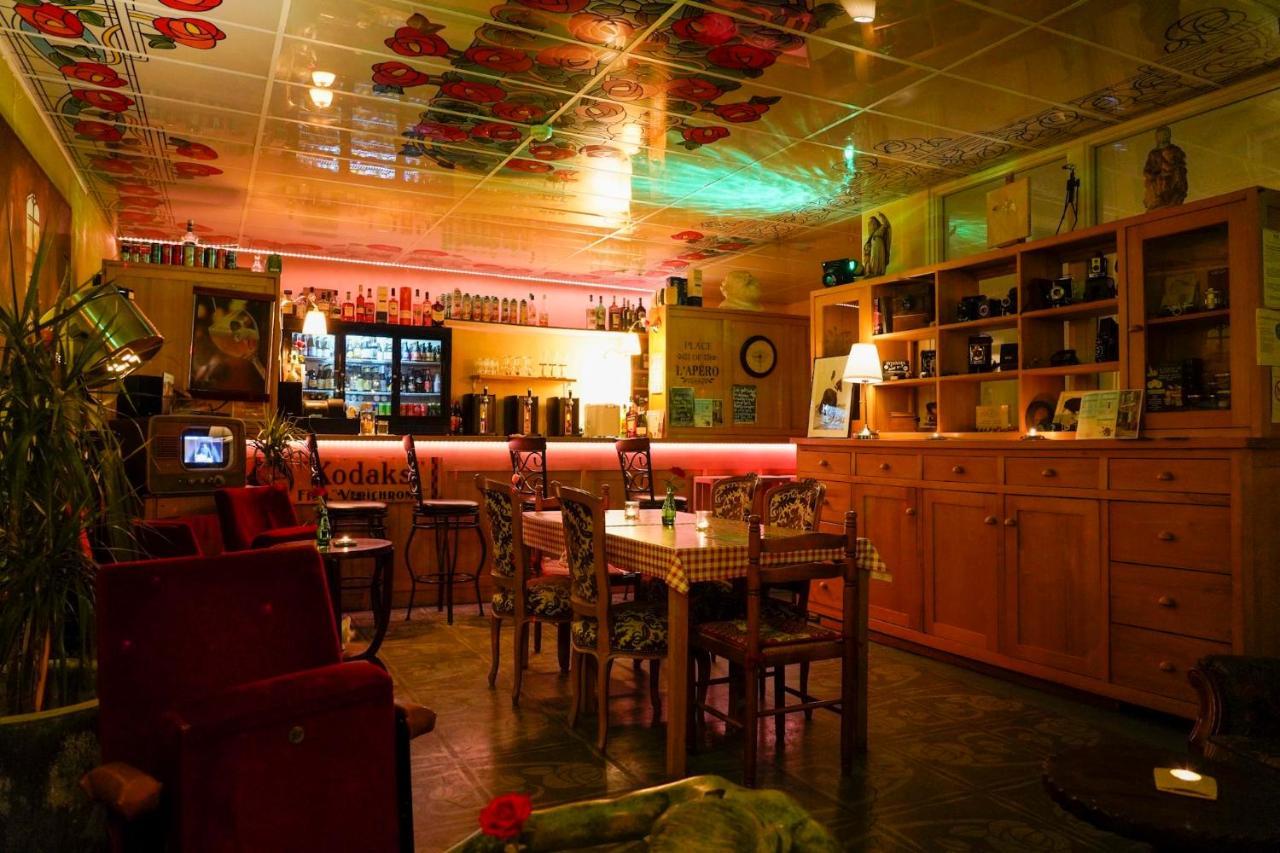 Bed and Breakfast Chez Toon, Bar Deco Blesle Exterior foto